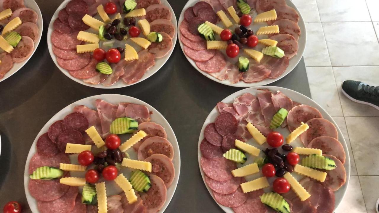 Pensiune Restaurant Indus Ocna Sibiului Bagian luar foto