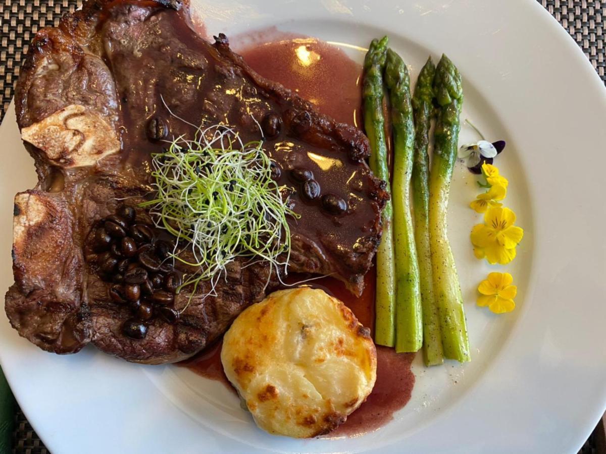 Pensiune Restaurant Indus Ocna Sibiului Bagian luar foto