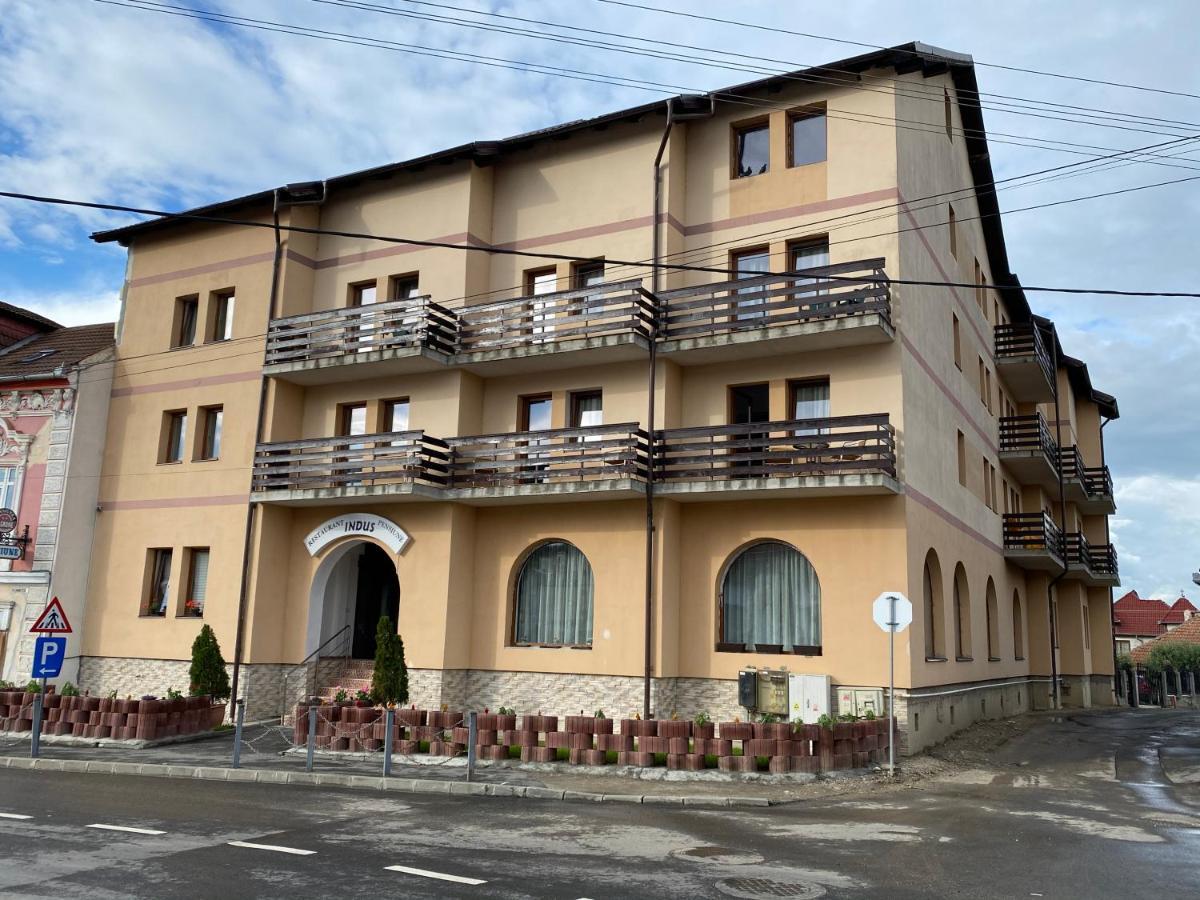 Pensiune Restaurant Indus Ocna Sibiului Bagian luar foto