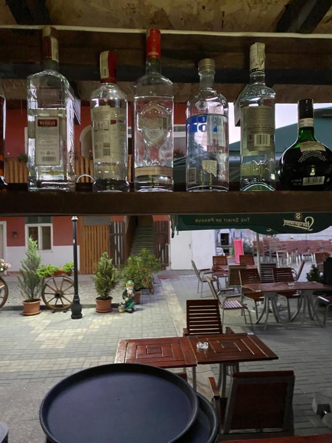 Pensiune Restaurant Indus Ocna Sibiului Bagian luar foto