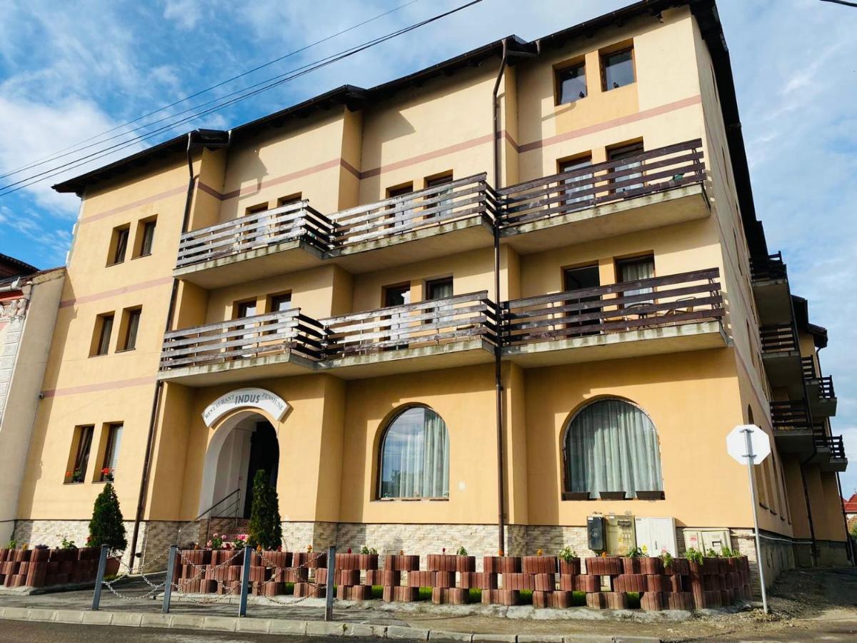 Pensiune Restaurant Indus Ocna Sibiului Bagian luar foto